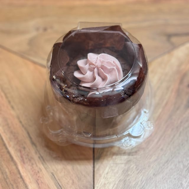Flourless Chocolate Cupcake.